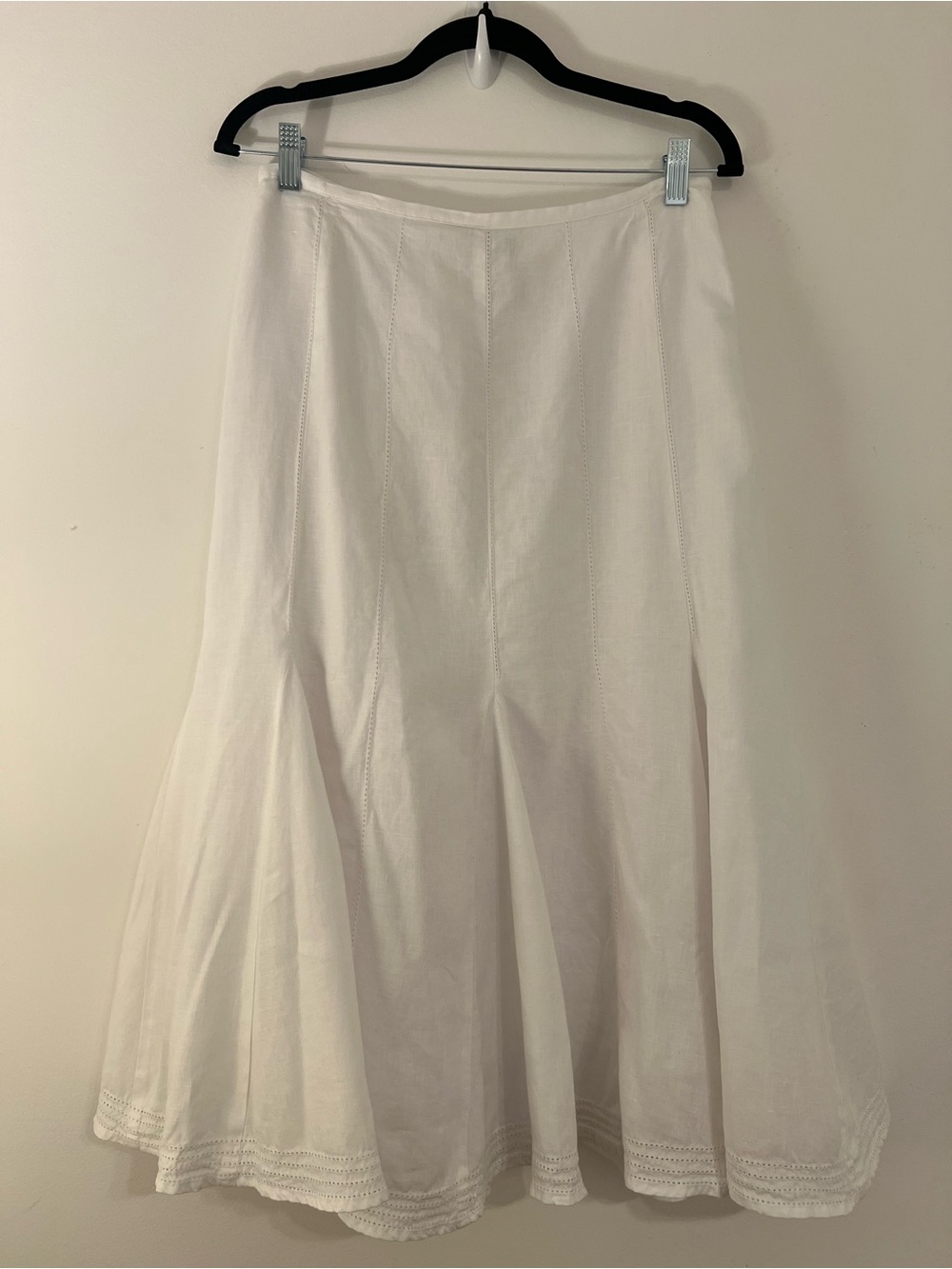 Edward 100% Linen White Maxi Skirt
Size 6 A-Line